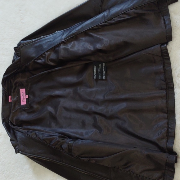 EXCELLED COLLECTION LEATHER JACKET. - Picture 9 of 17